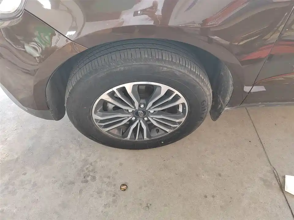 Geely Vision X6