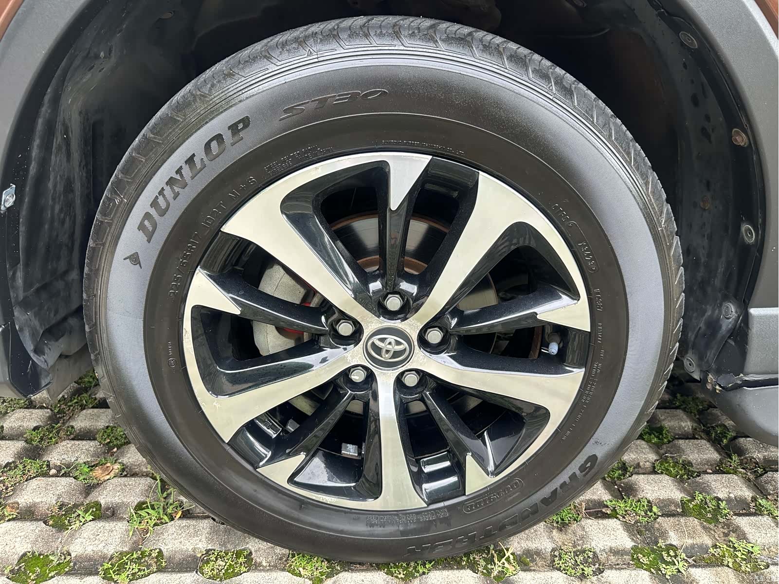 Toyota RAV4, 2017 16