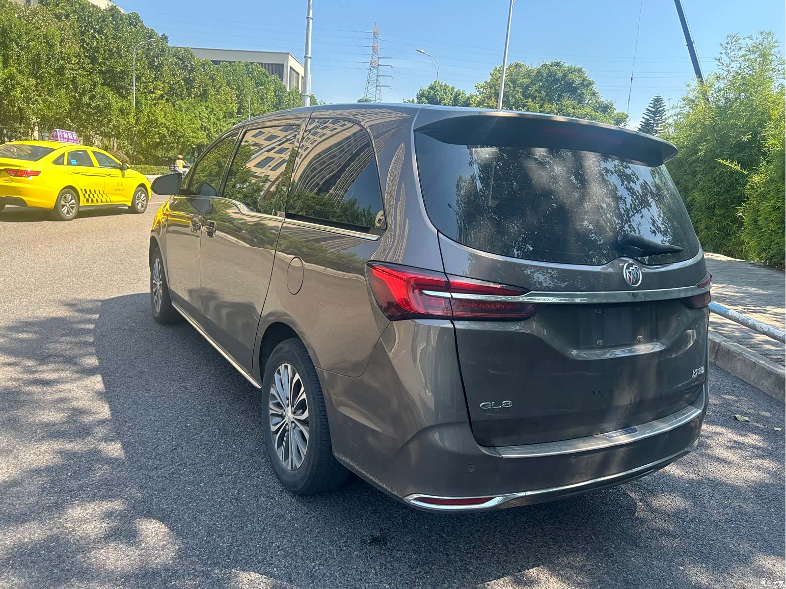 Buick GL8, 2023 все фото