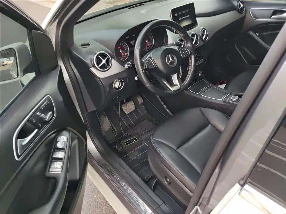 Mercedes-Benz Class B