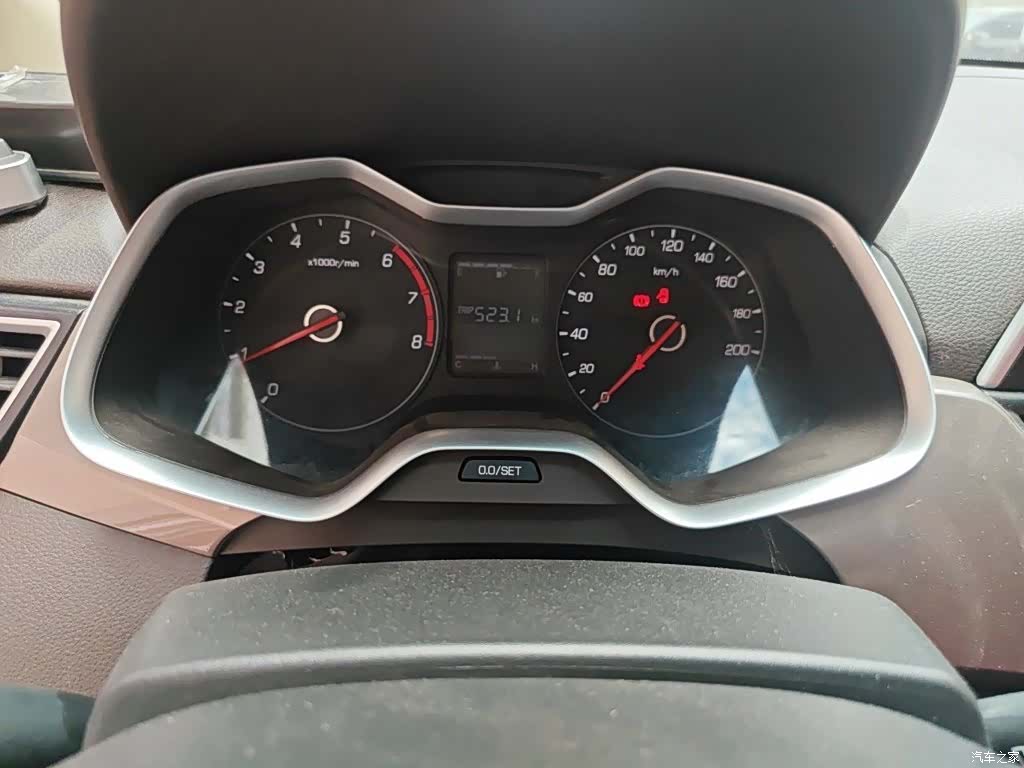 Wuling 310W, 2019 4