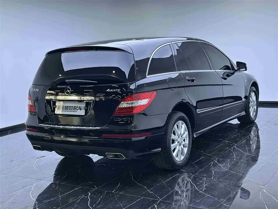Mercedes-Benz R-class