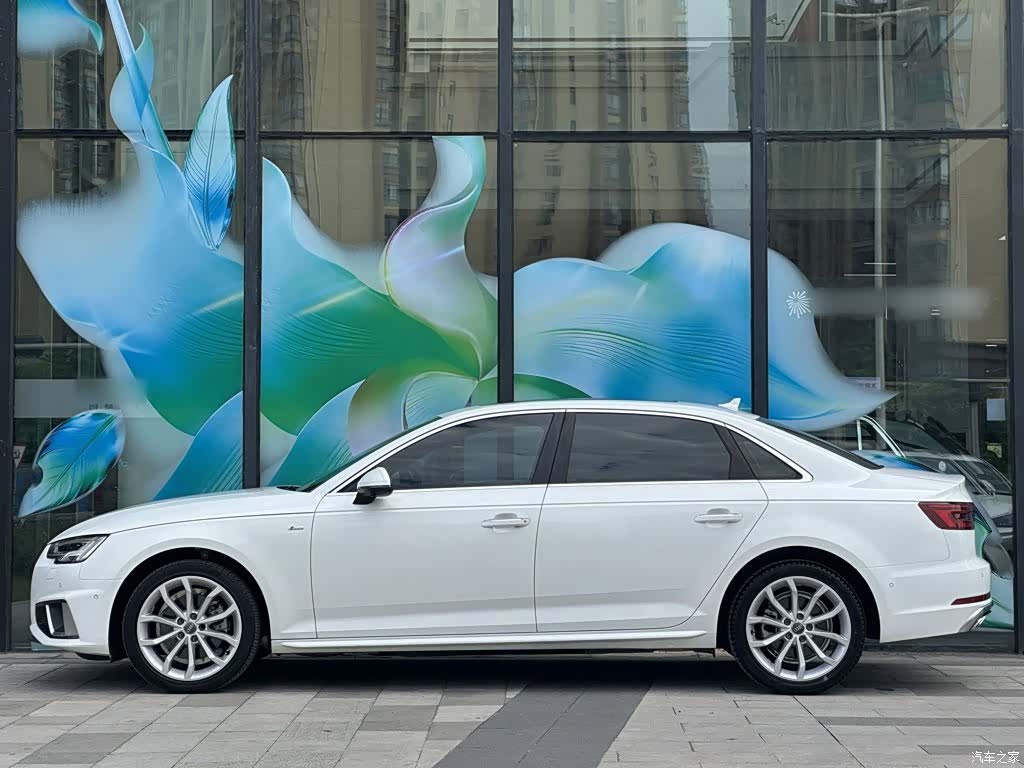Audi A4L, 2019 6
