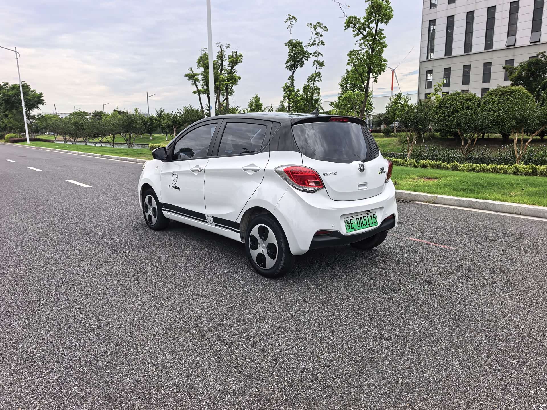 Changan E-Star, 2022 13
