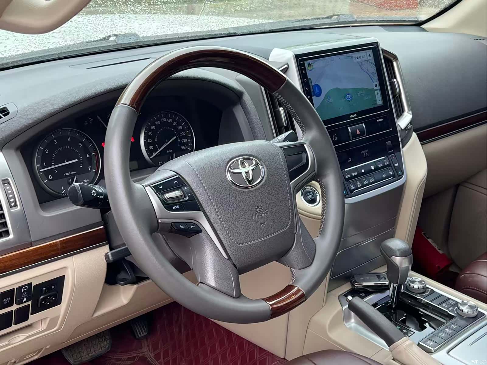 Toyota Land Cruiser, 2020 16