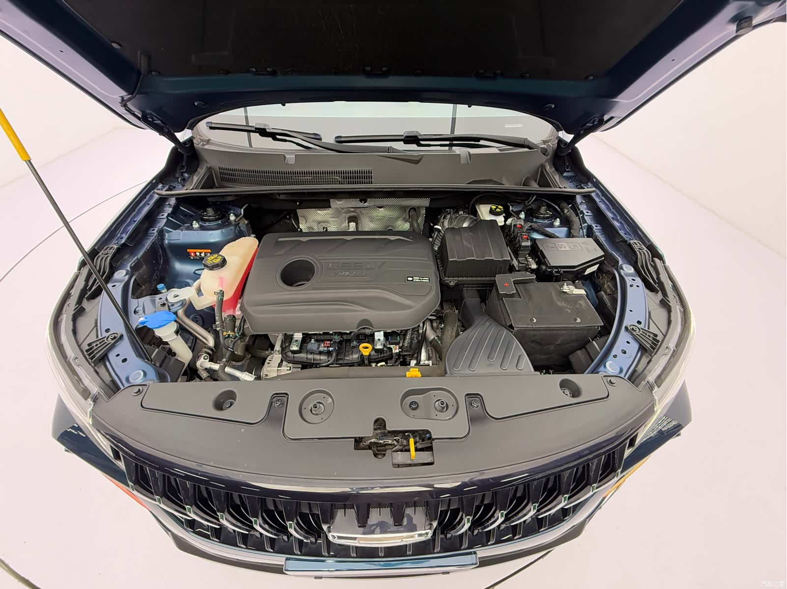Geely X6, 2022 8