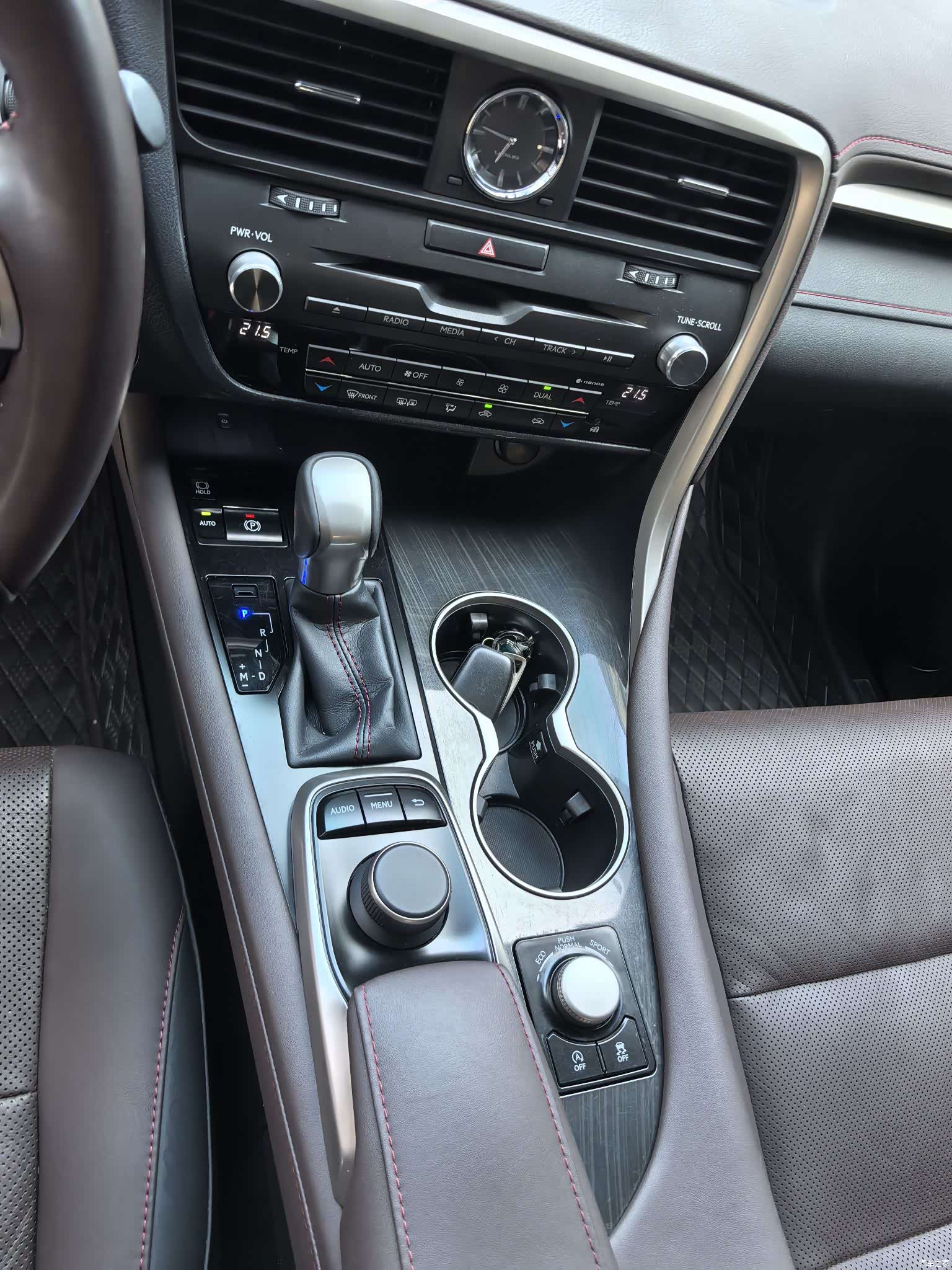 Lexus RX, 2019 21