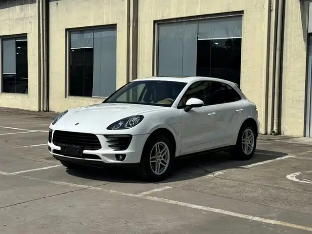 Porsche Macan 2015 — купить из Китая под заказ