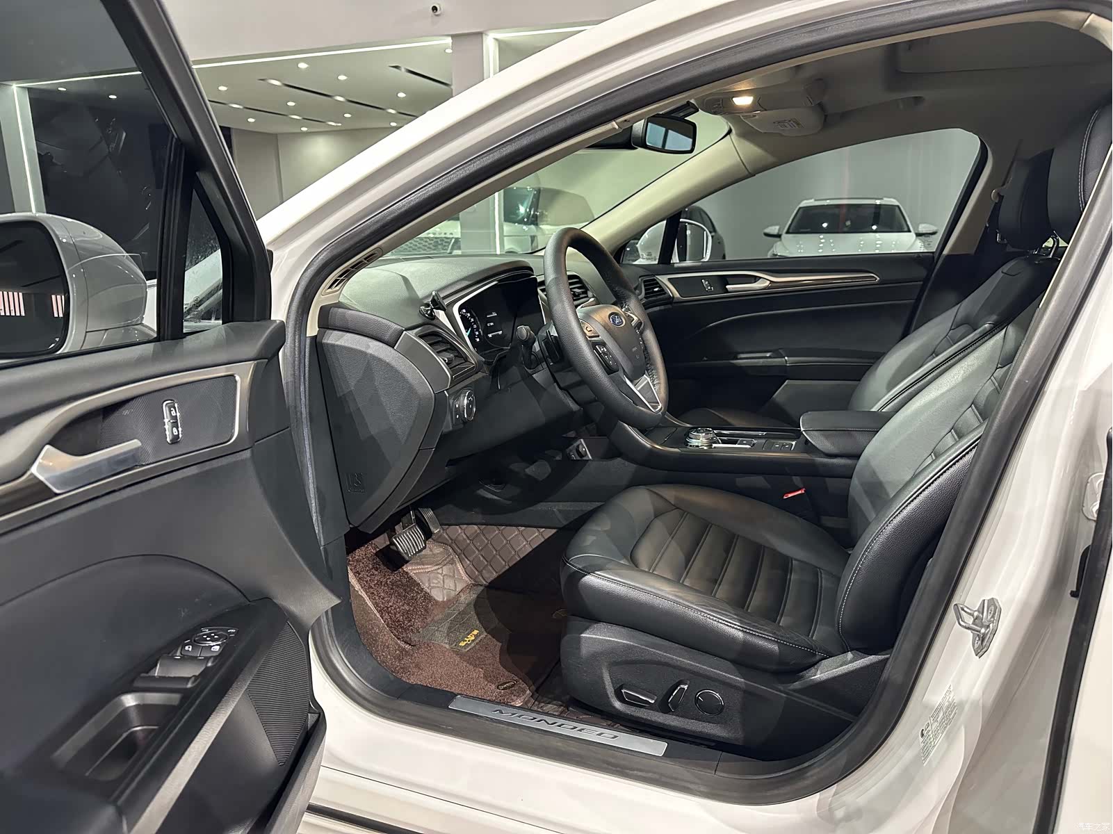 Ford Mondeo, 2017 8