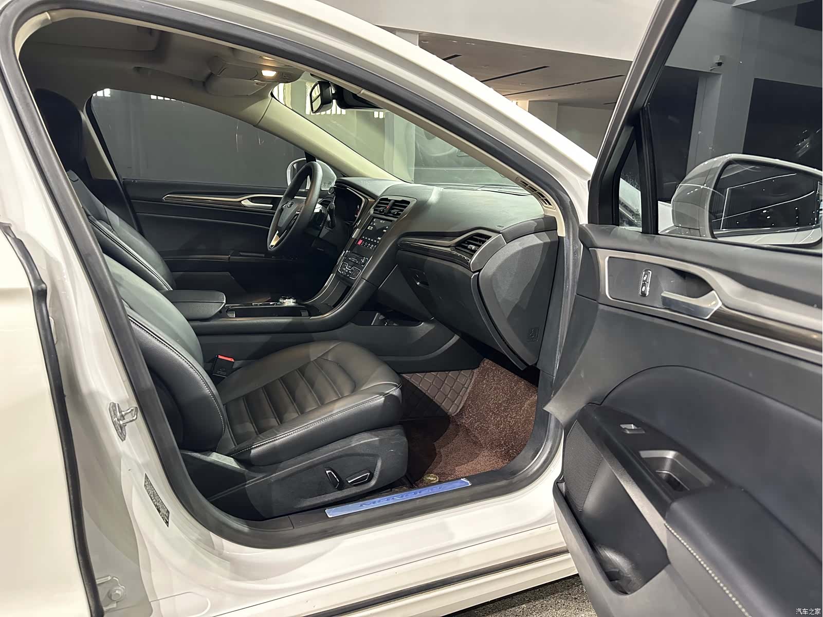 Ford Mondeo, 2017 11