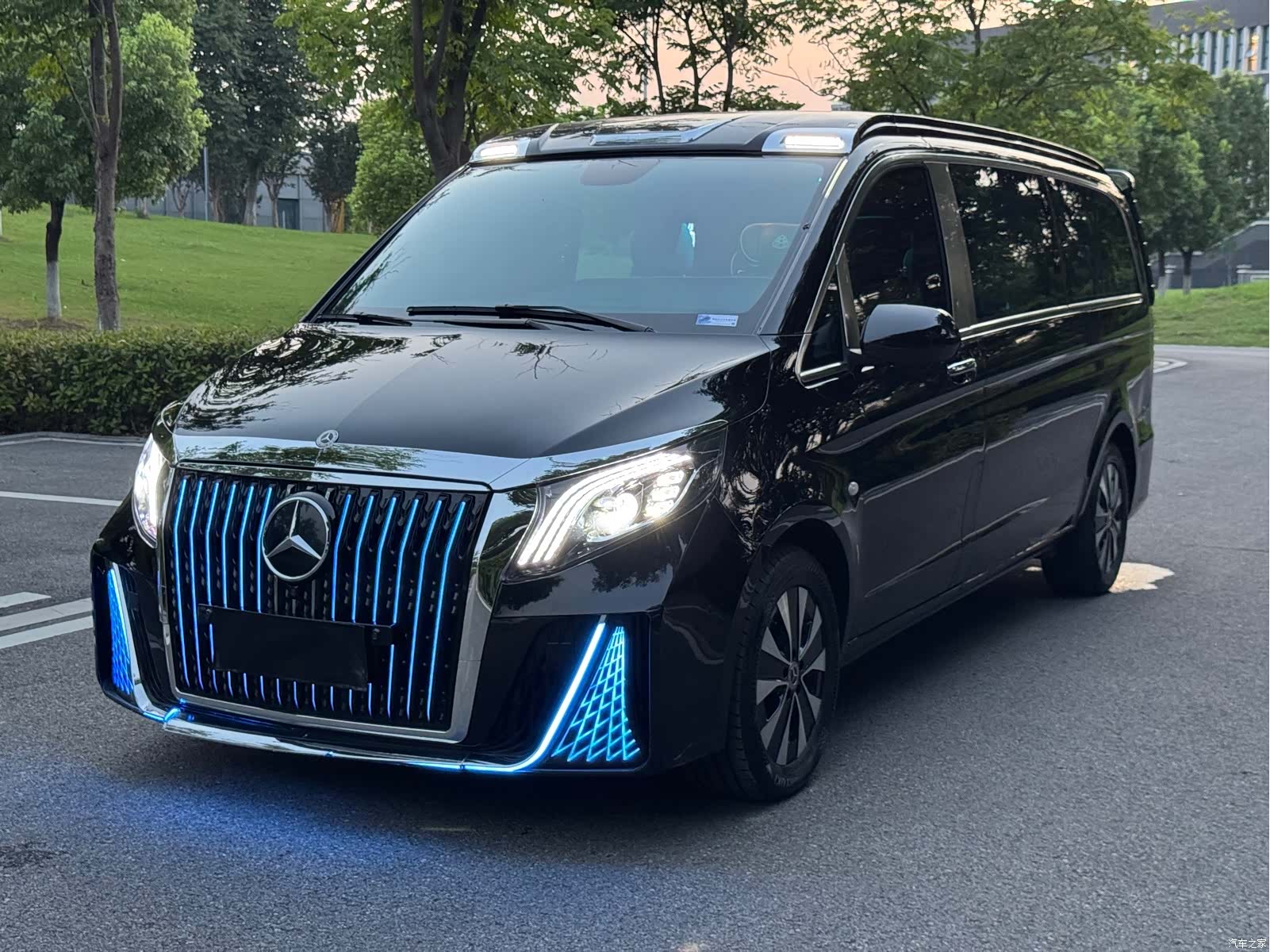 Mercedes-Benz 7