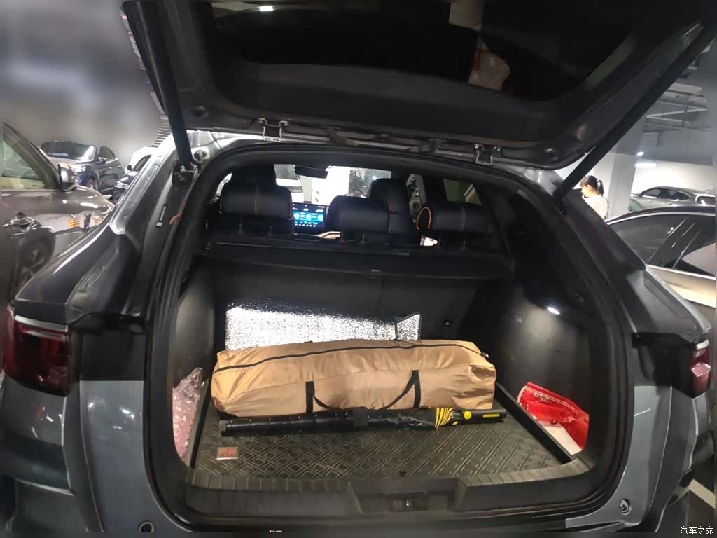BYD Song, 2022 10