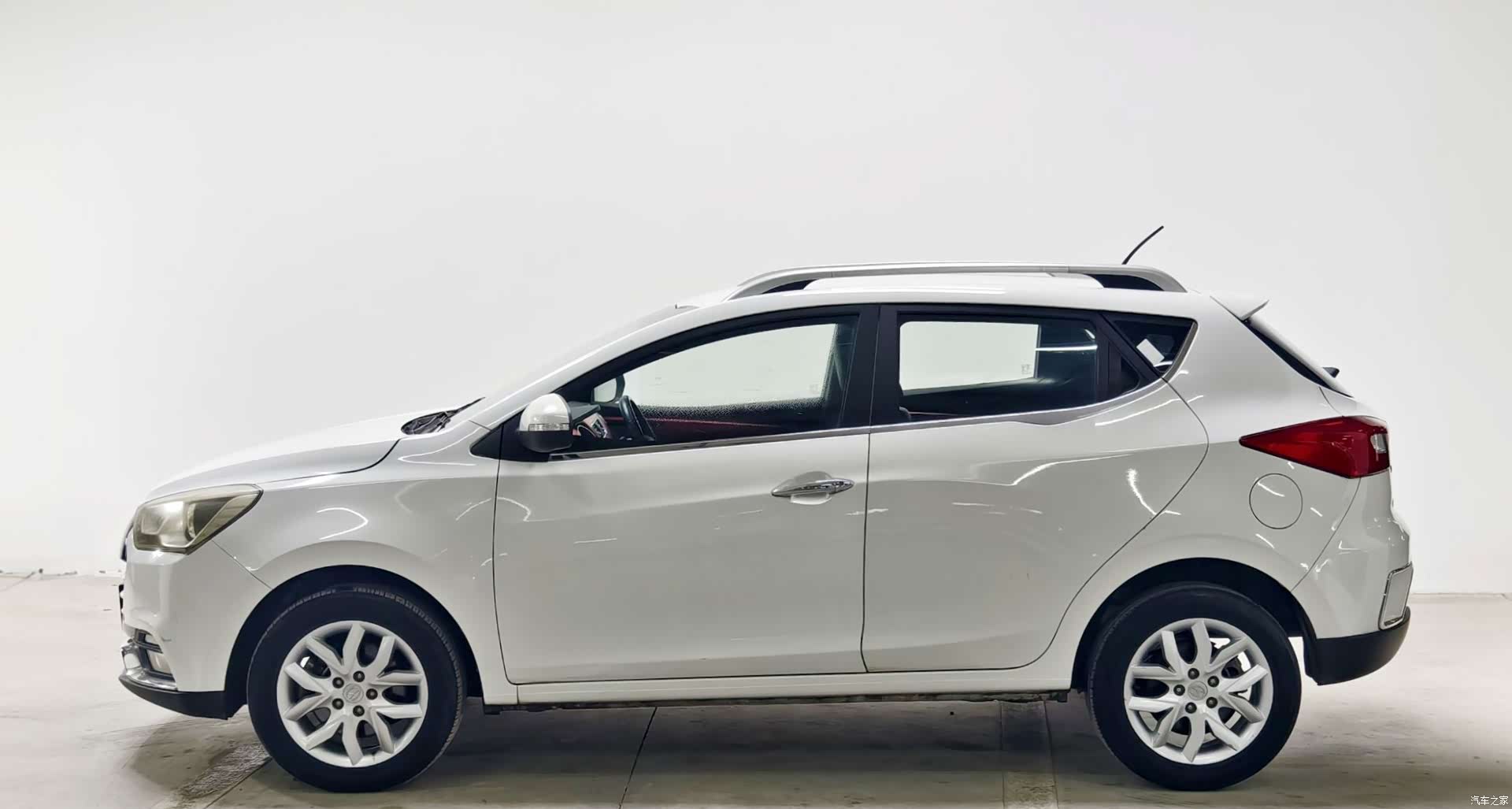 JAC S2, 2015 7