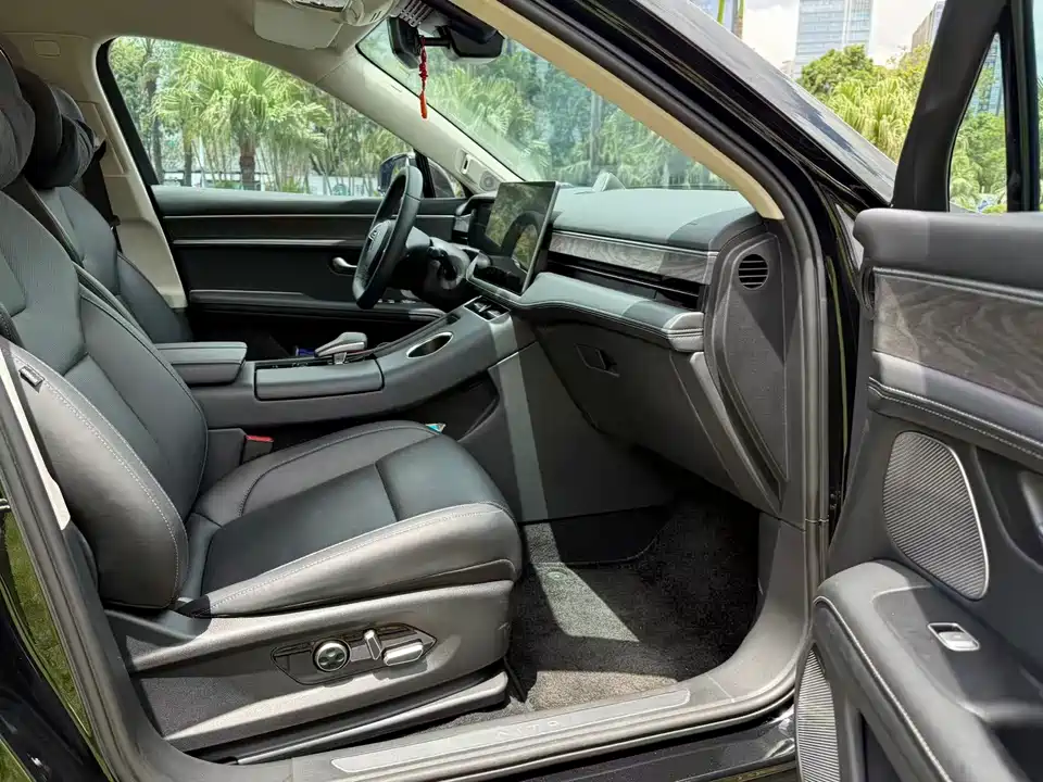 HarmonyOS Ask the world M5