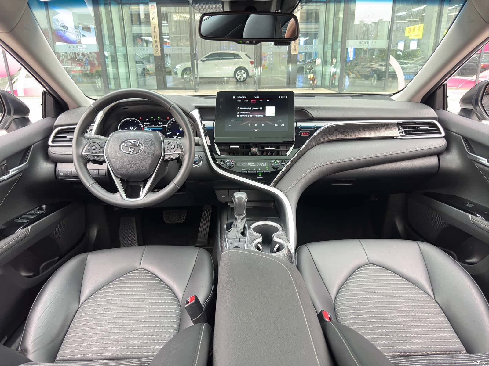 Toyota Camry, 2023 14