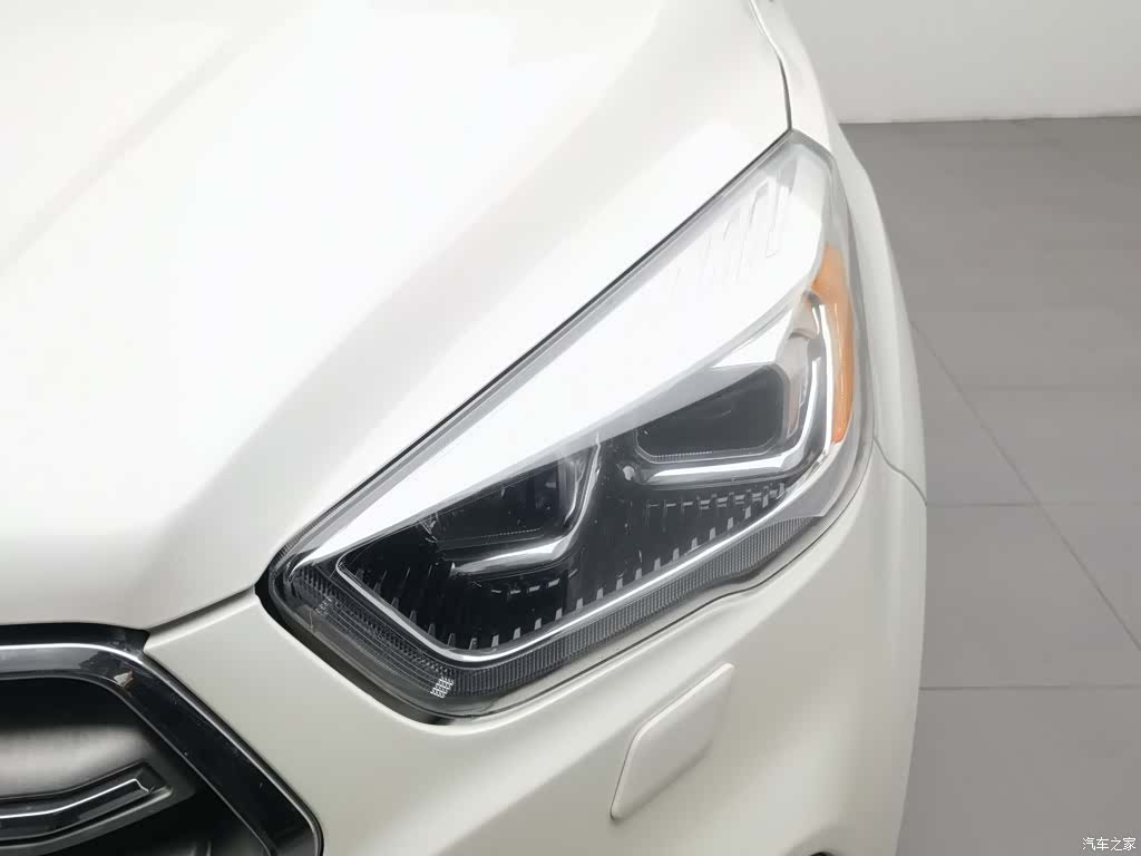 Ford Kuga, 2017 7