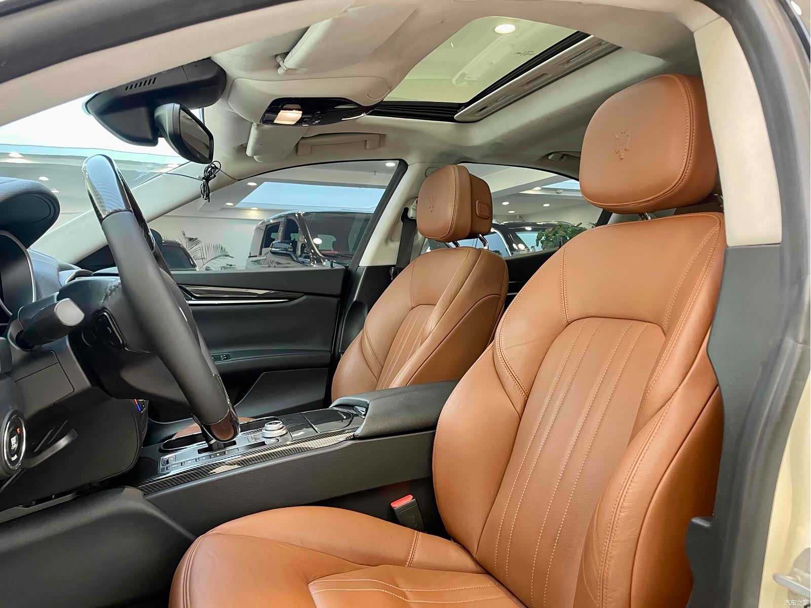 Maserati Ghibli, 2016 9