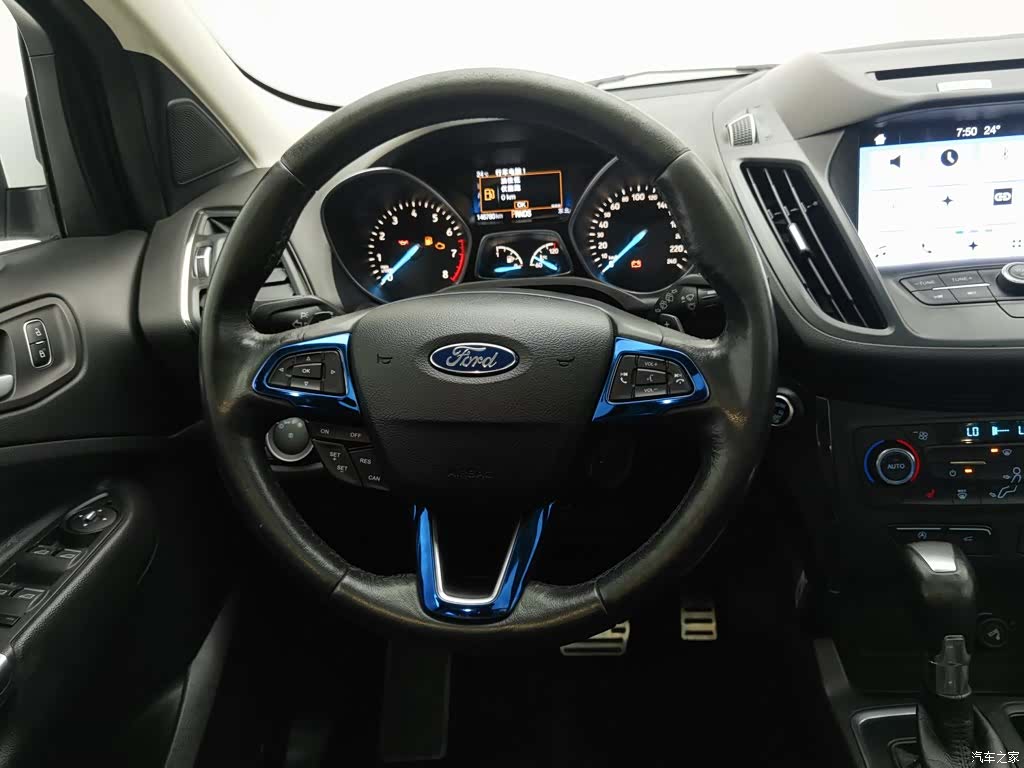 Ford Kuga, 2017 11