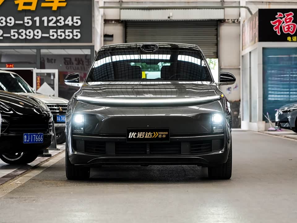 Li Auto Ideal L8