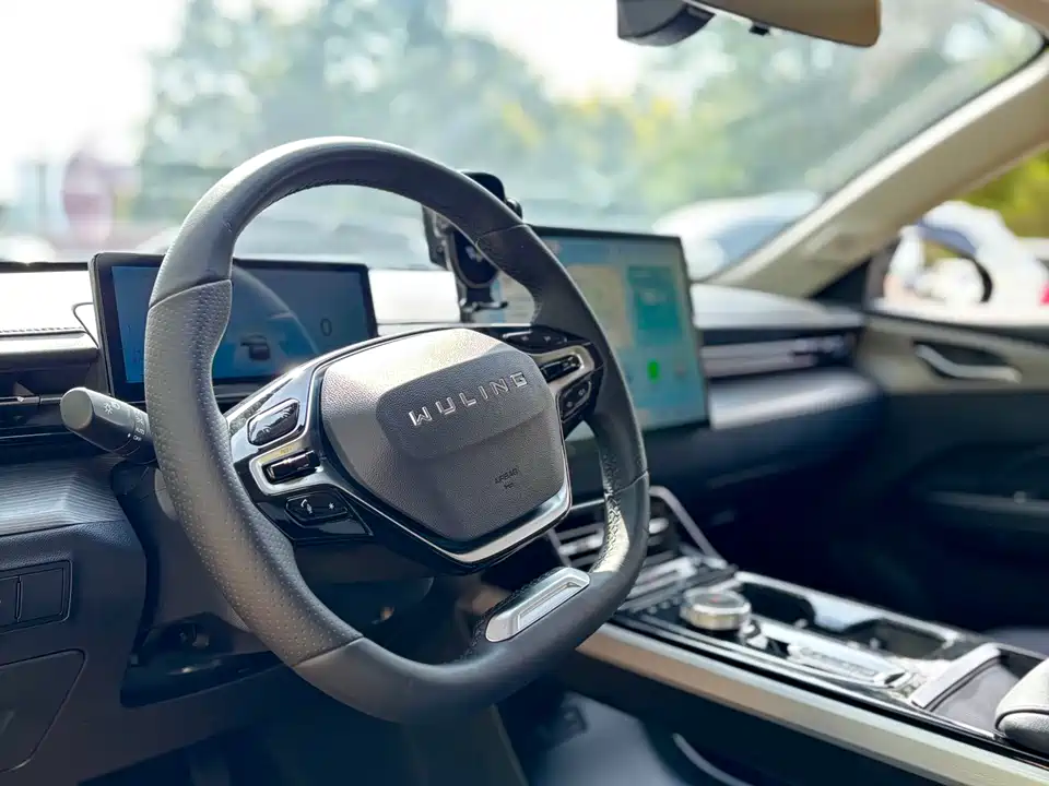 Wuling Wuling Starlight