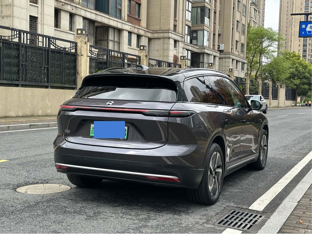 NIO ES6, 2023 11