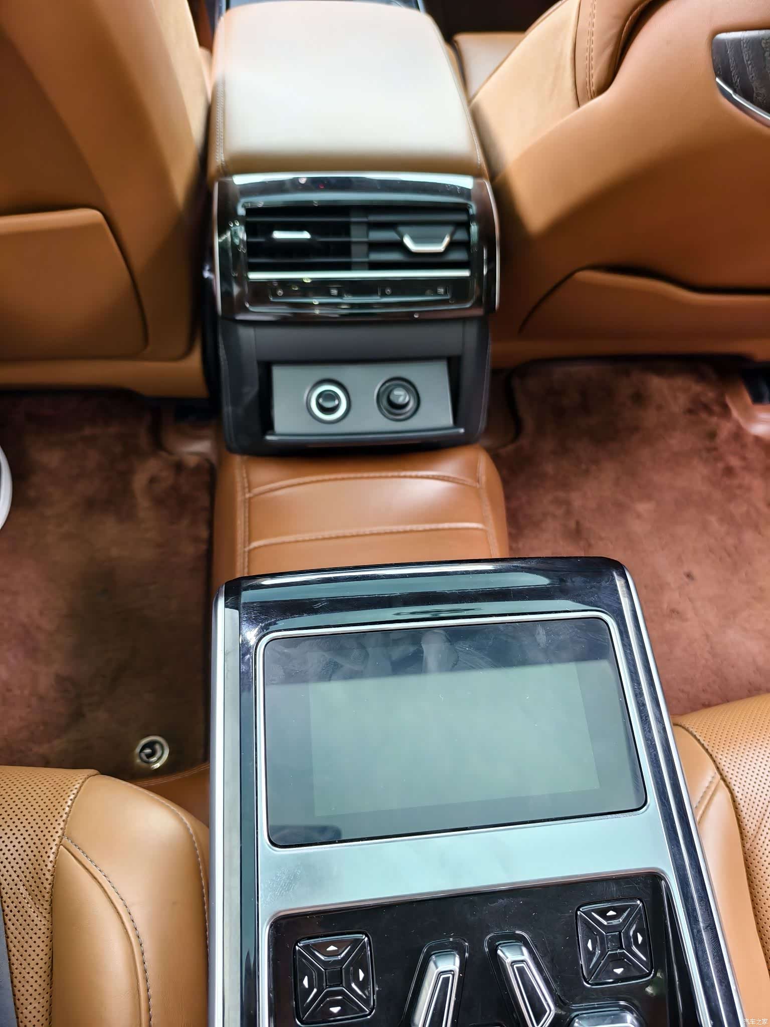 Audi A8L, 2025 8