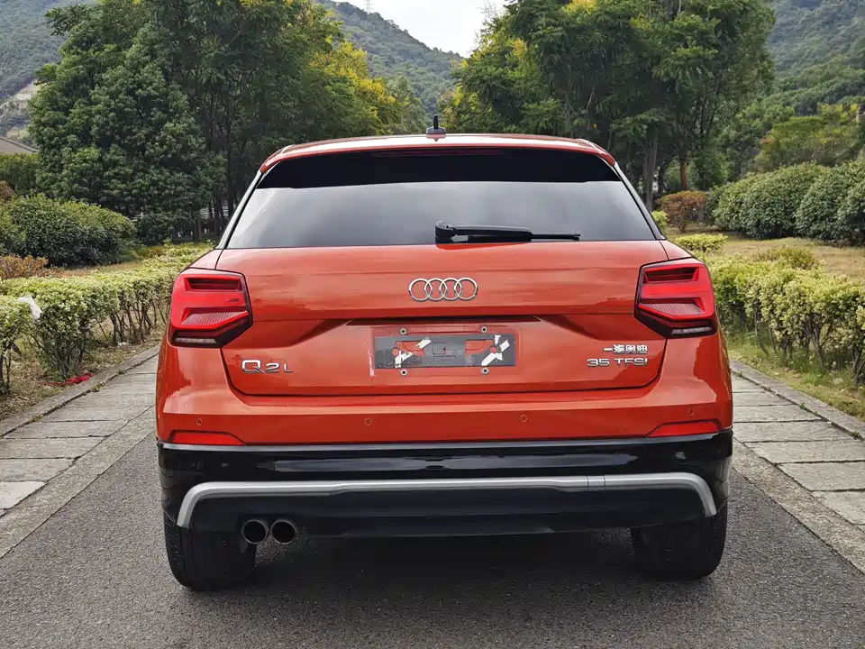 Audi Q2L Audi Q2L