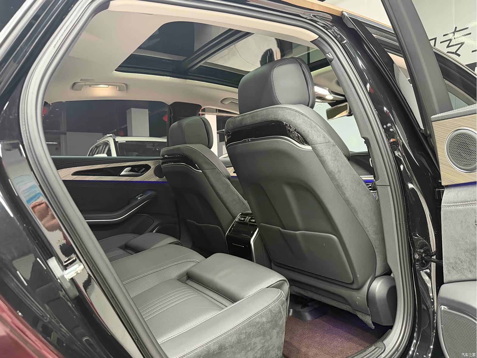 Hongqi H9, 2022 9