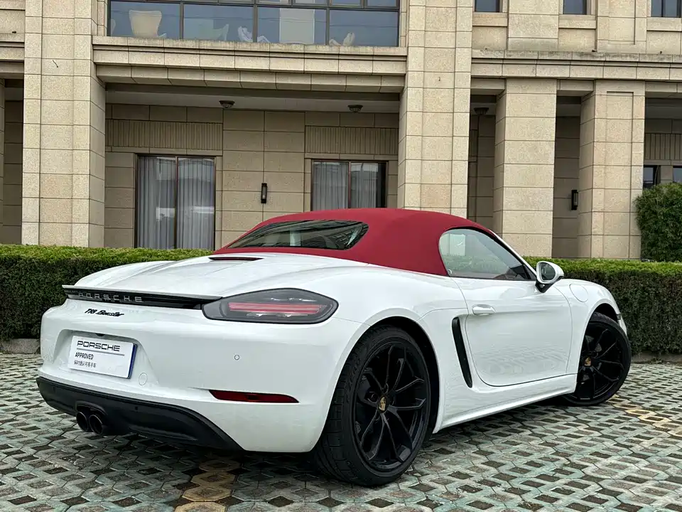 Porsche 718