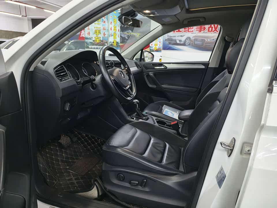 Volkswagen Tiguan L
