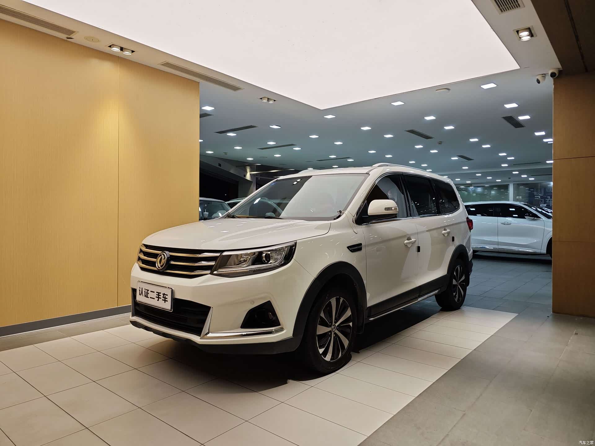DongFeng X6, 2017 1