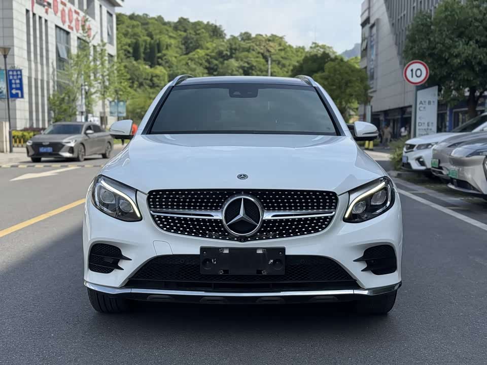 Mercedes-Benz GLC Mercedes-Benz GLC