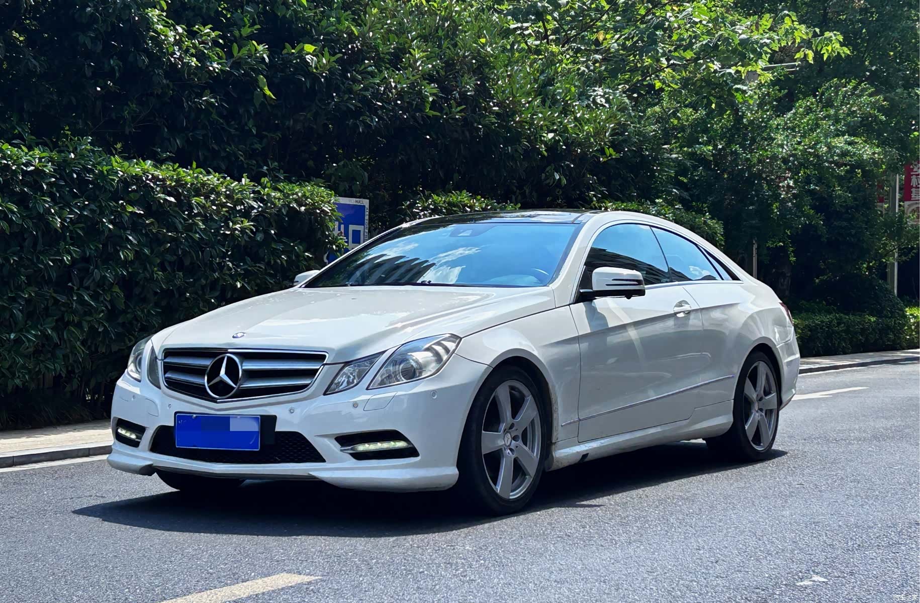Mercedes-Benz E-Class, 2013 1