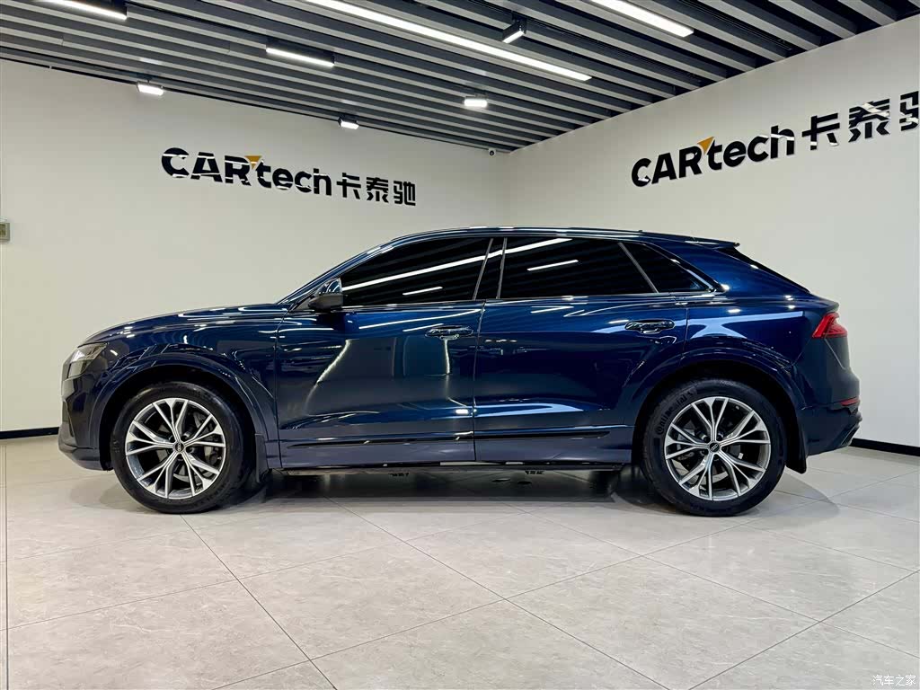 Audi Q8, 2024 7