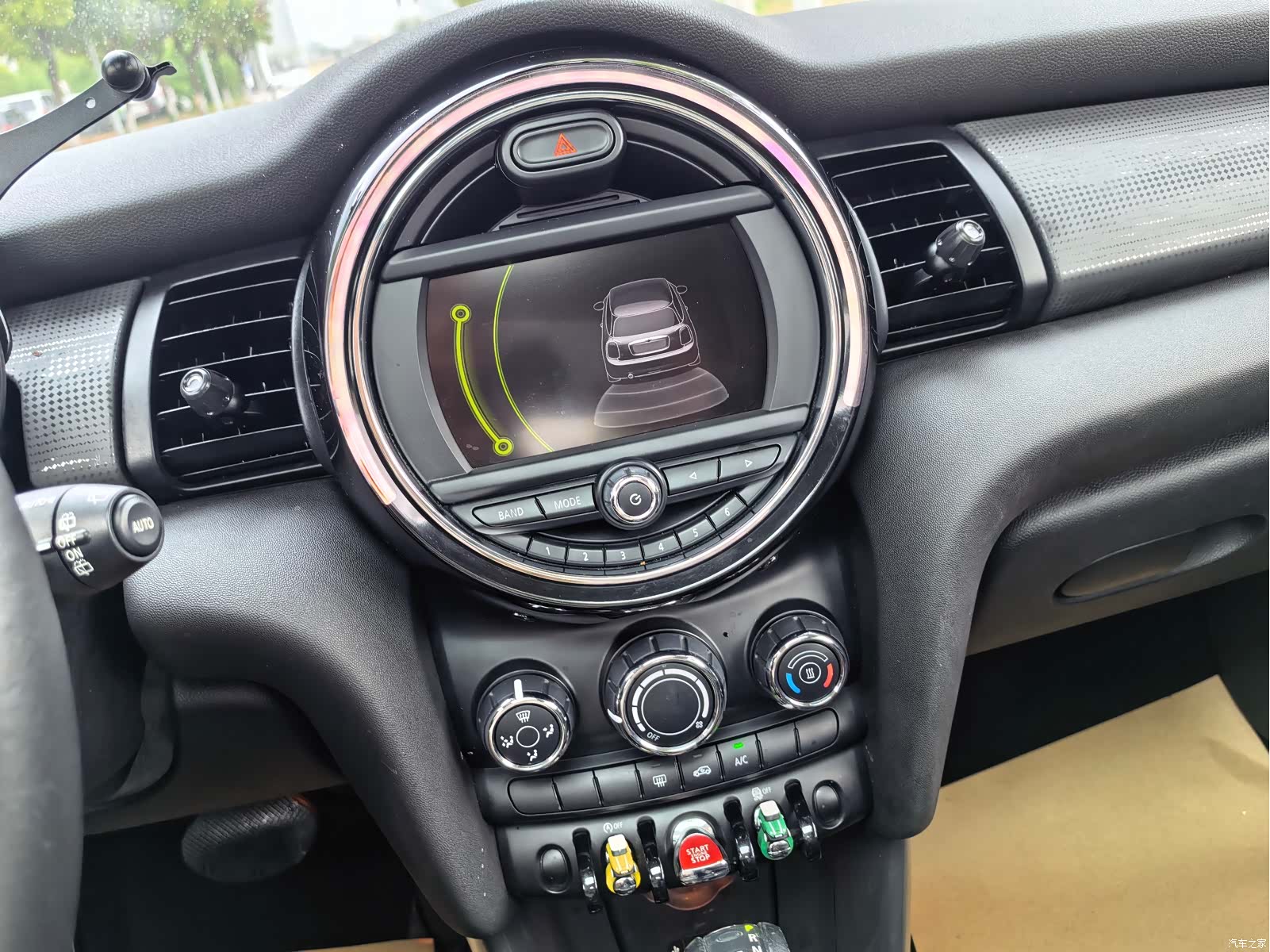 Mini Cooper, 2015 12