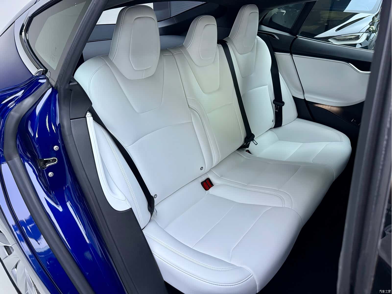 Tesla Model S, 2018 12