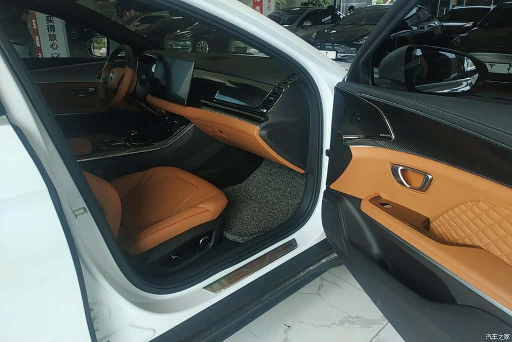 BYD Han, 2022 8