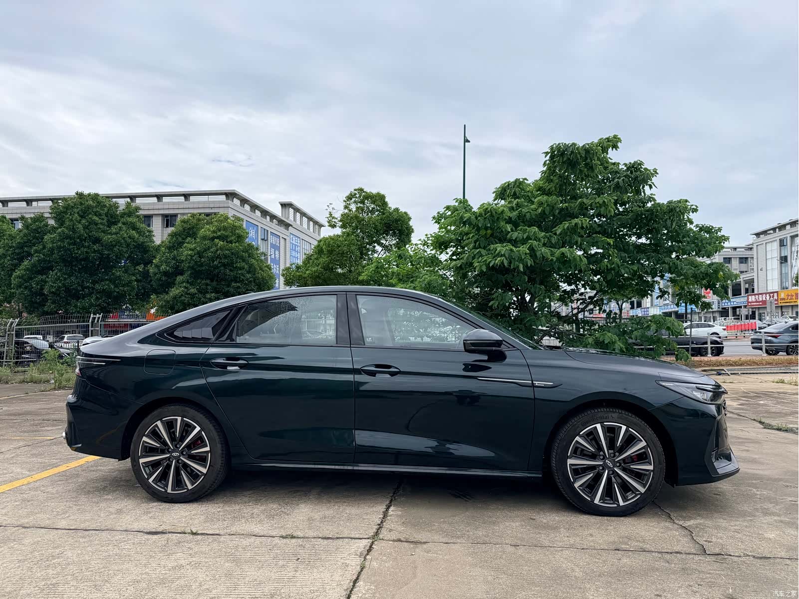 Chery Arrizo 8, 2024 4