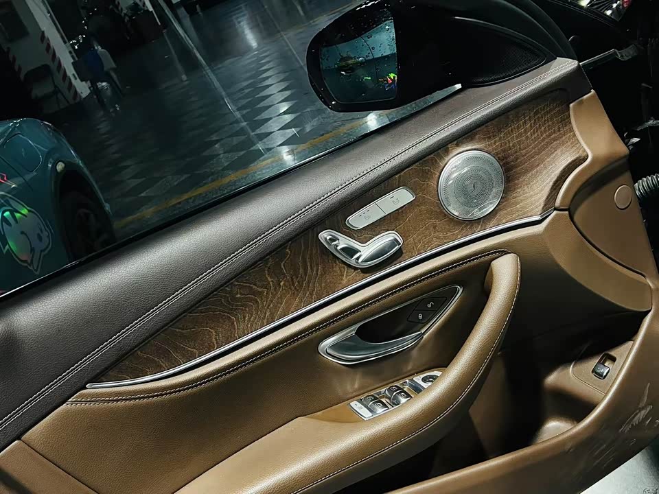 Mercedes-Benz E-class Mercedes-Benz E-class