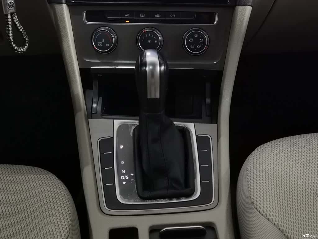 Volkswagen Golf, 2016 13