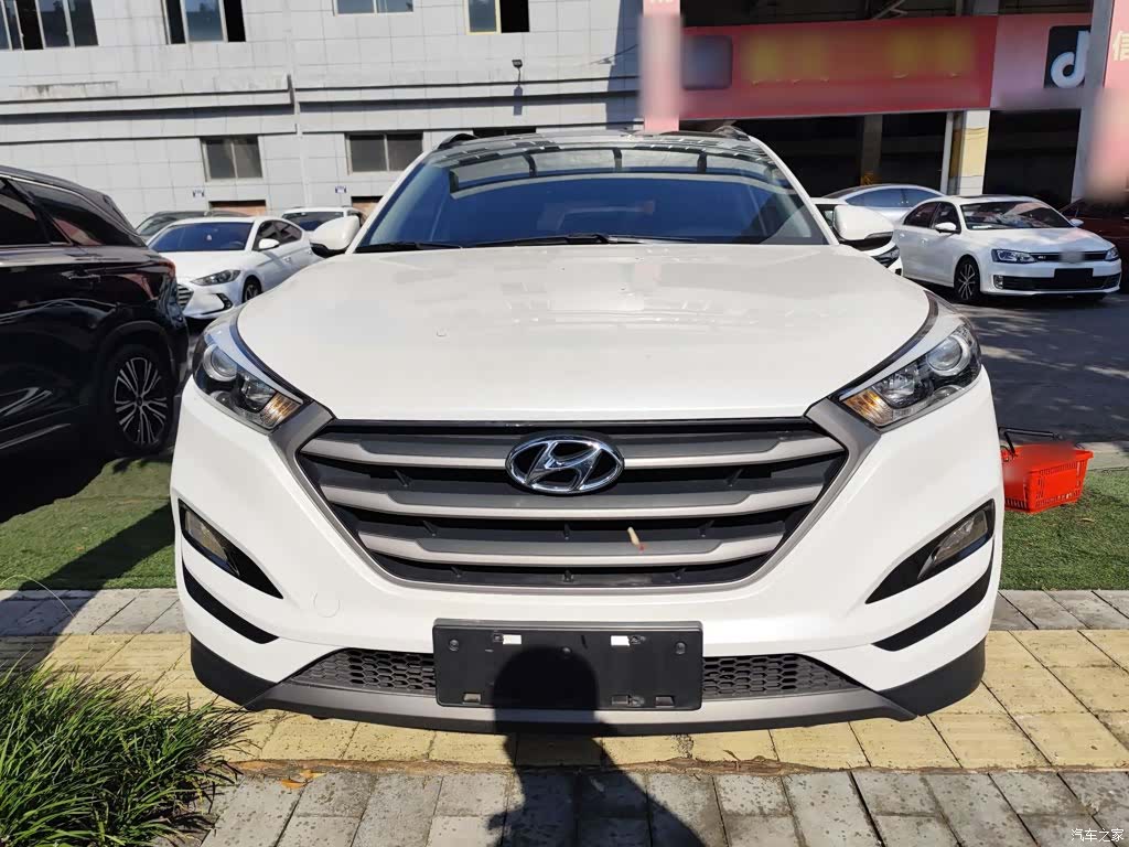 Hyundai Tucson, 2016 10