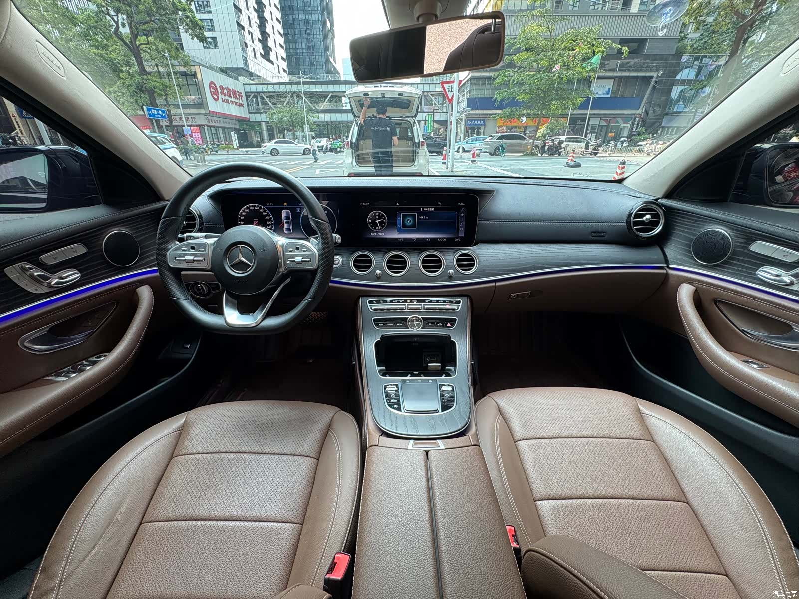 Mercedes-Benz E-Class, 2019 22