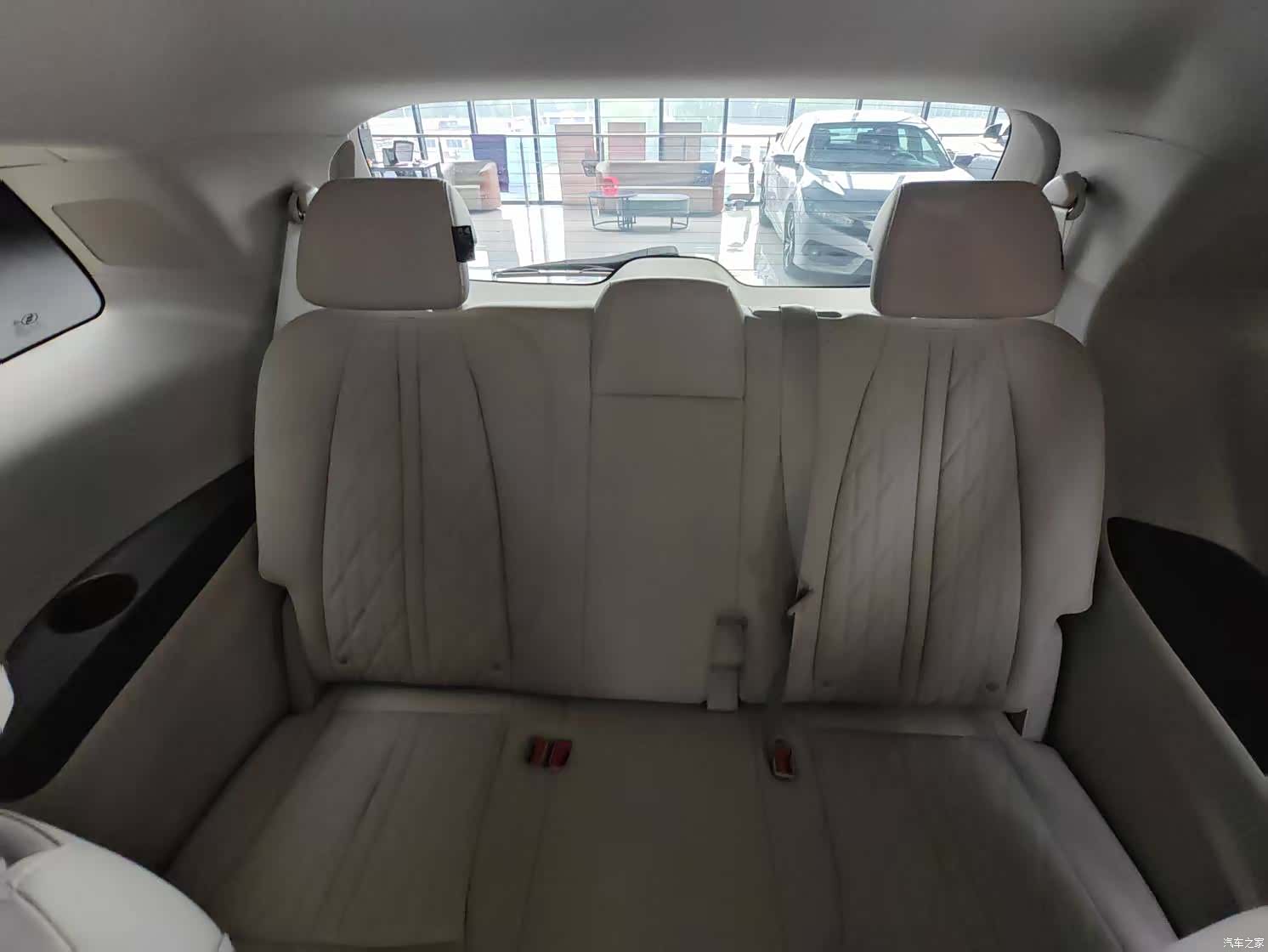 Buick GL8, 2022 12