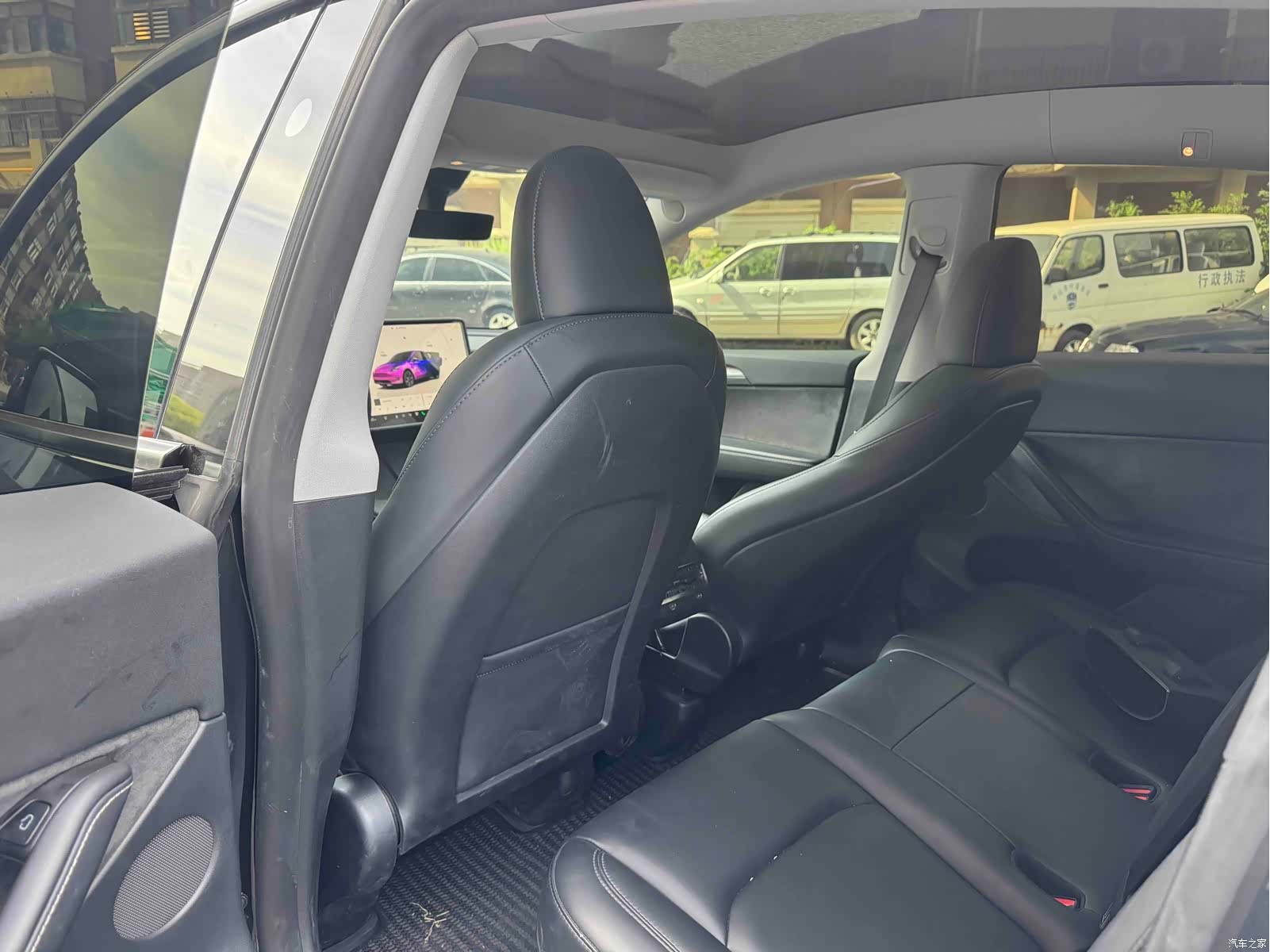 Tesla Model 3, 2024 7