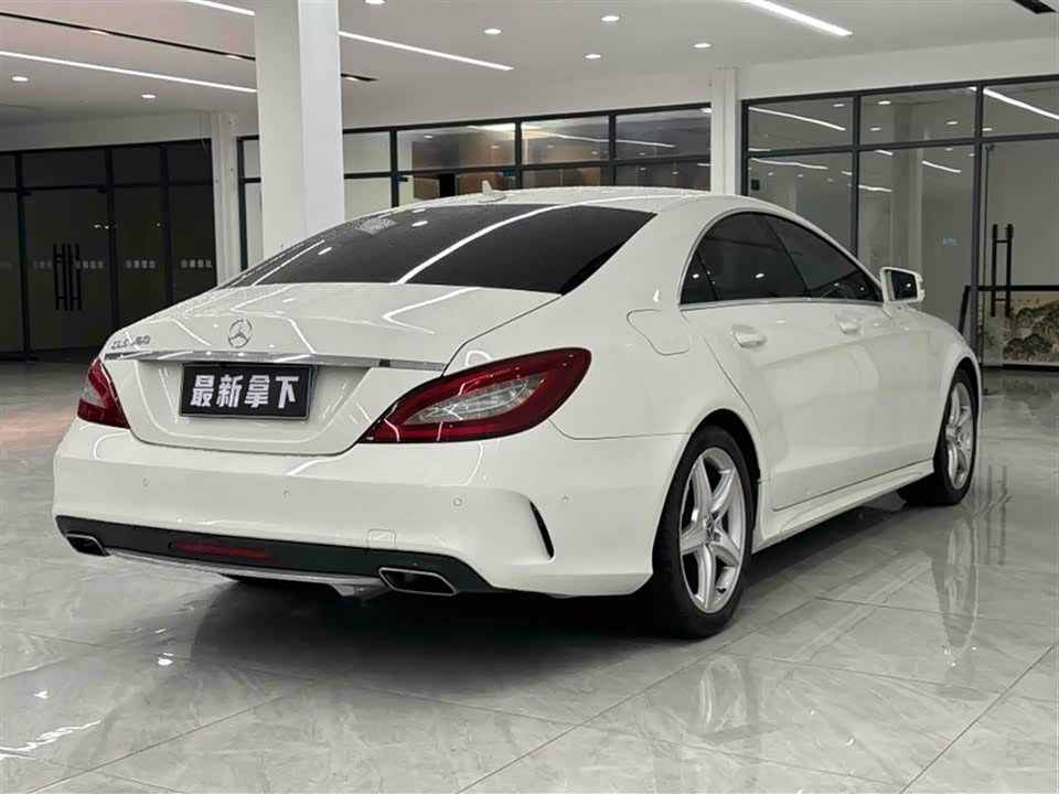 Mercedes-Benz CLS Mercedes-Benz CLS