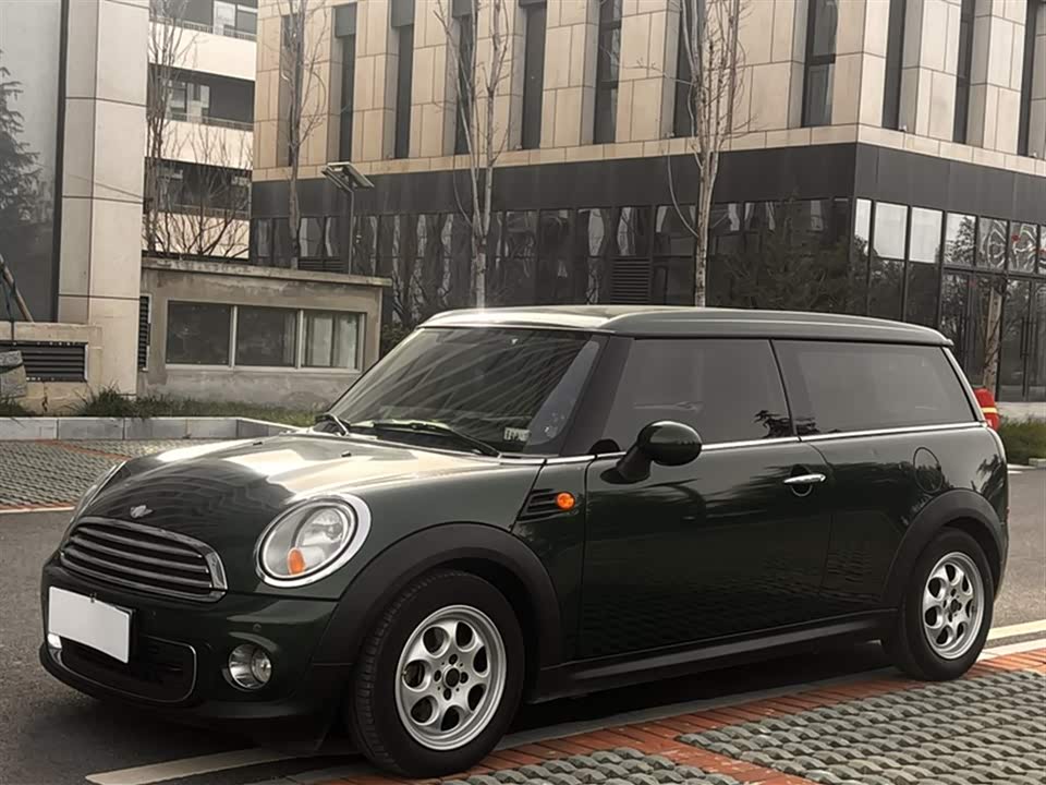 MINI CLUBMAN