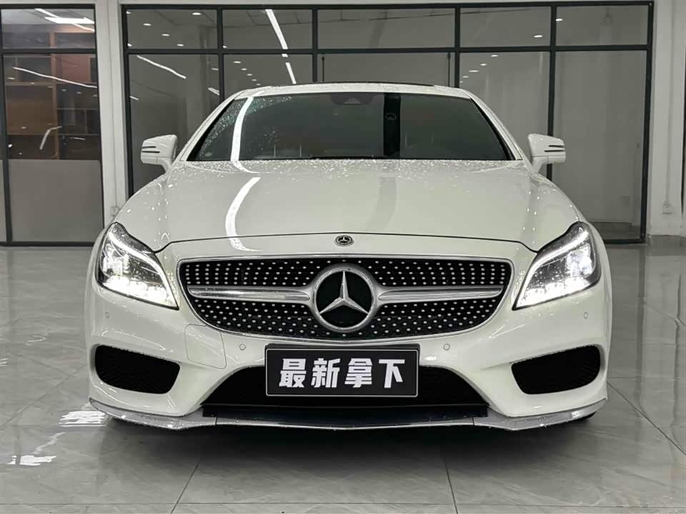Mercedes-Benz CLS Mercedes-Benz CLS
