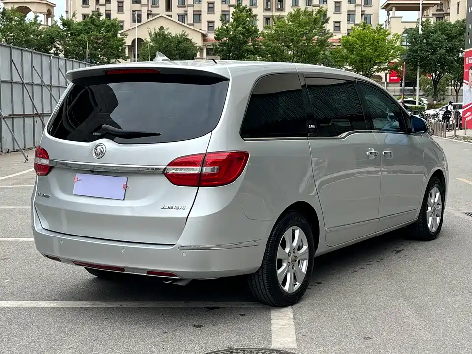 Buick GL8