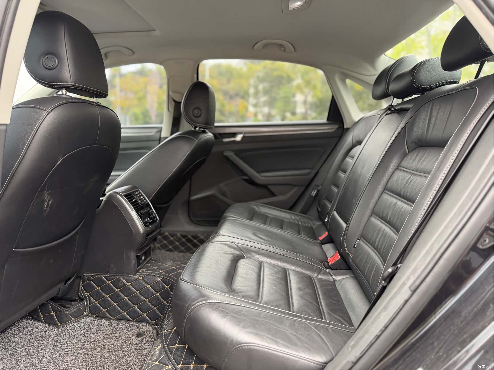 Volkswagen Passat, 2018 11