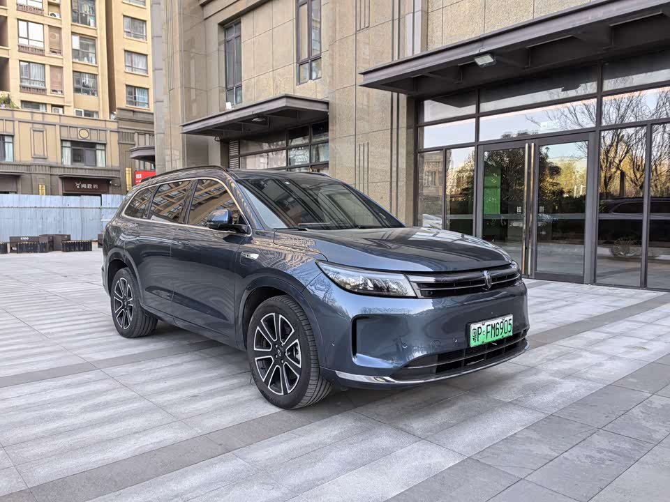 AITO Ask the world M7